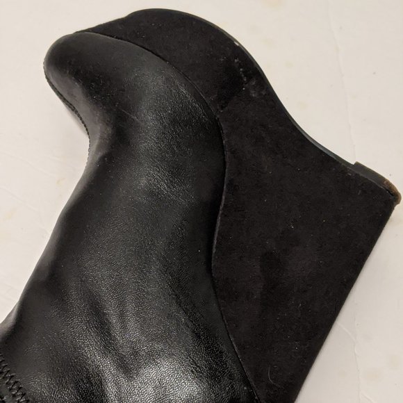 Bakers Rory Wedge Platform Booties - Picture 4 of 5